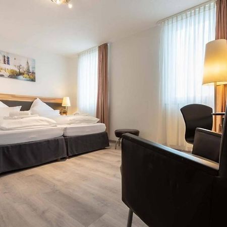 Hotel In Laisen Reutlingen Exteriér fotografie